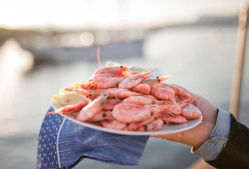 Oslo: Fjord Dinner Cruise on Sailing Ship w/ Seafood Buffet - Shrimp, sail, and Oslo’s evening light