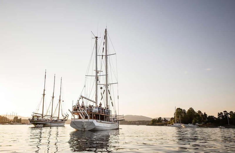 Oslo: Fjord Dinner Cruise on Sailing Ship w/ Seafood Buffet - A closer look at the shrimp buffet