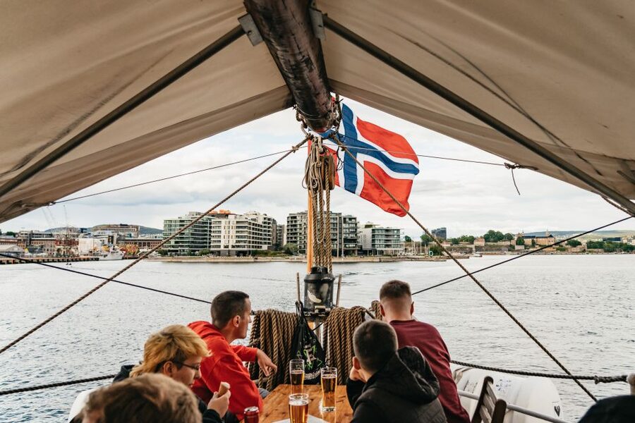 Oslo: Fjord Evening Cruise with Shrimp Buffet - Bygdøy, Huk Bay, and the museum shoreline