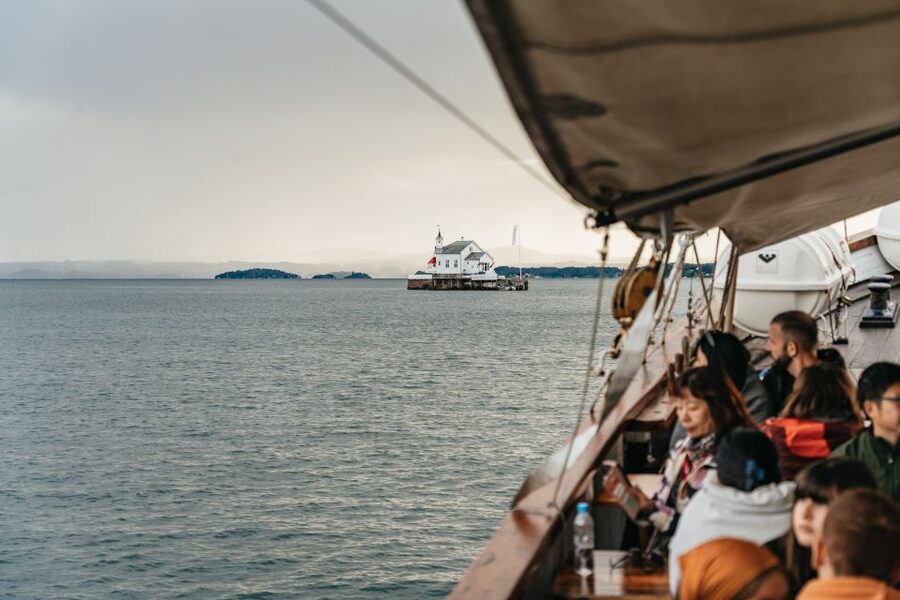 Oslo: Fjord Evening Cruise with Shrimp Buffet - Drinks, seating, and what is not included