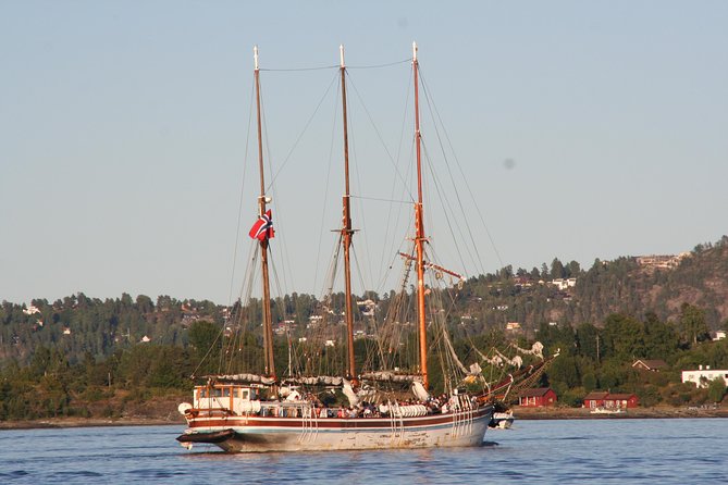 Oslo Fjord Evening Cruise with Shrimp Buffet on a Sailing Ship - What Comes with the Norwegian Shrimp Buffet