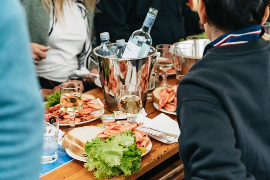 Oslo: Fjord Evening Cruise with Shrimp Buffet - What the three-hour route shows you