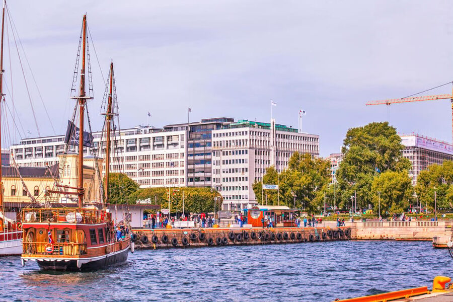 Oslo: Fjord Mini Cruise by Wooden Sailing Ship - The first view: Oslo’s harbor from the water