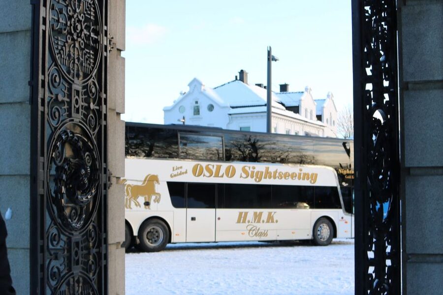 Oslo: Guided Oslo Highlights Tour by bus & Oslofjord cruise - A smart first look at Oslo by land and water