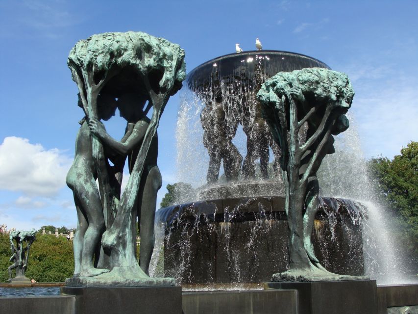 Oslo: Guided Oslo Highlights Tour by bus & Oslofjord cruise - Holmenkollen Ski Jump and the weather question