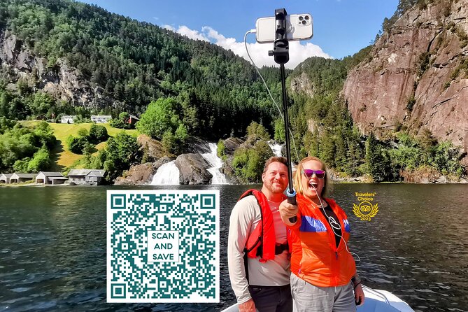 Private Cruise: Mostraumen by Zodiac or Lux Pontoon Boat - Why this private fjord trip feels different