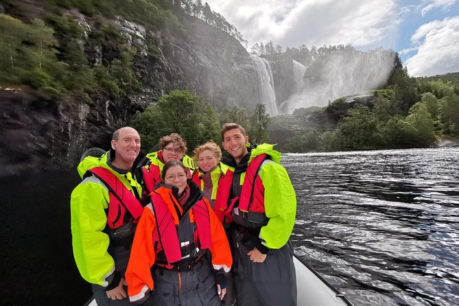 Private Cruise: Mostraumen by Zodiac or Lux Pontoon Boat - Stamneshella and the Brørvikskuto