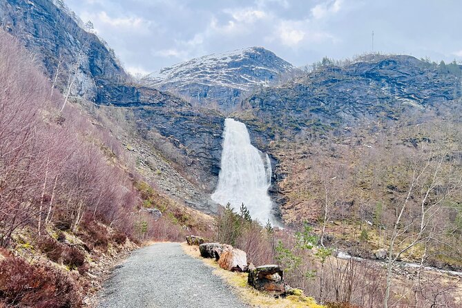 Private Guided Tour of Bergen and the Best of Norwegian Fjords - Fossen Bratte and the Bridal Veil