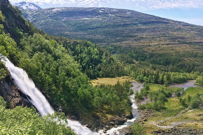 PRIVATE GUIDED TOUR: Queen of the Fjords - tour from Bergen, 6 hours - Omaholmen, one of the day’s best views