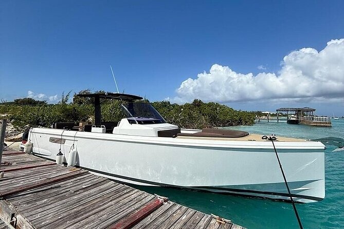 Private Morning Tour Fjord 38 Ben - A private morning on the Turks and Caicos water