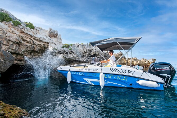 Private Speedboat Tour to Lim Fjord and Red Island - What the skipper adds to the day