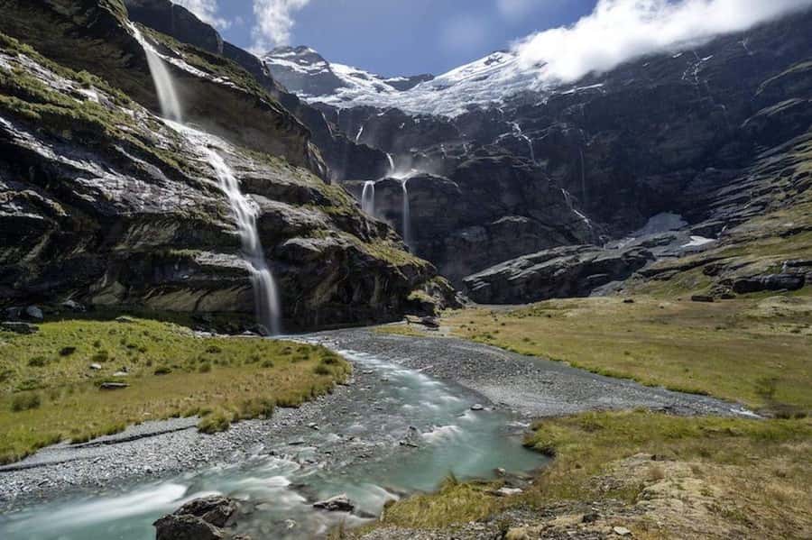 Queenstown: 2.5 Hour Flight to Fiordland's Iconic Locations - Why this 150-minute route covers so much of Fiordland