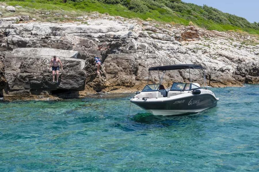 Rovinj or Vrsar: Rovinj Islands and Lim Fjord Speedboat Tour - St. Ivan and the open-water finale