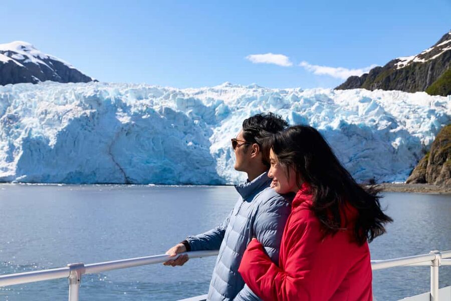 Seward: Kenai Fjords National Park Glacier & Wildlife Cruise - Leaving Seward and settling into the boat