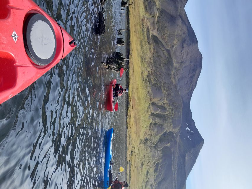 Siglufjörður / Siglufjordur: Guided kayak tour. - Starting at the Blue and Orange Sea Headquarters