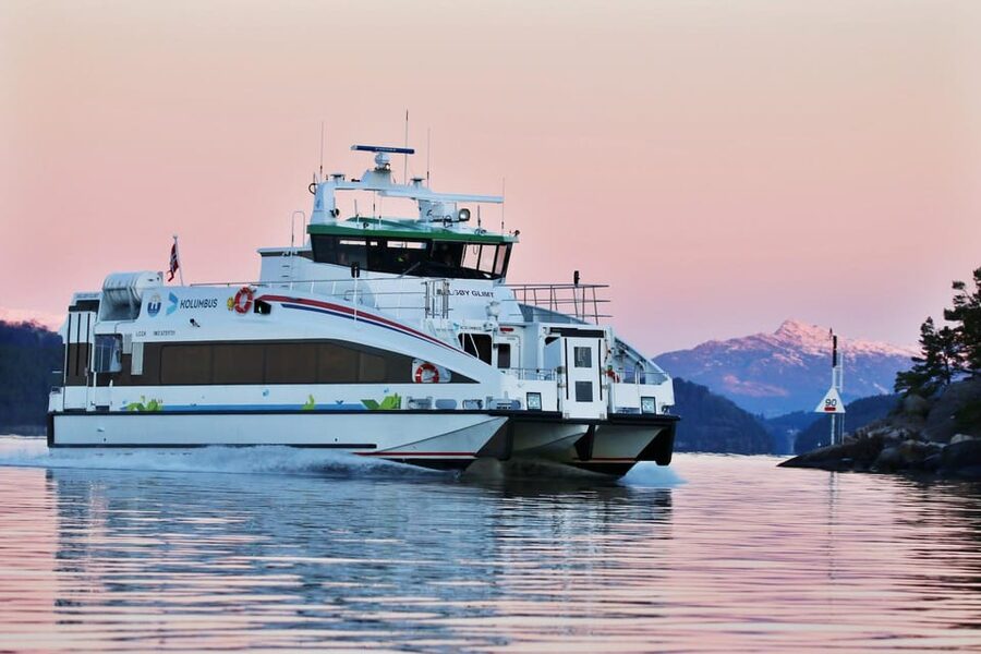 Stavanger: Fjord Cruise to Lysefjord and Pulpit Rock - What the boat is really like