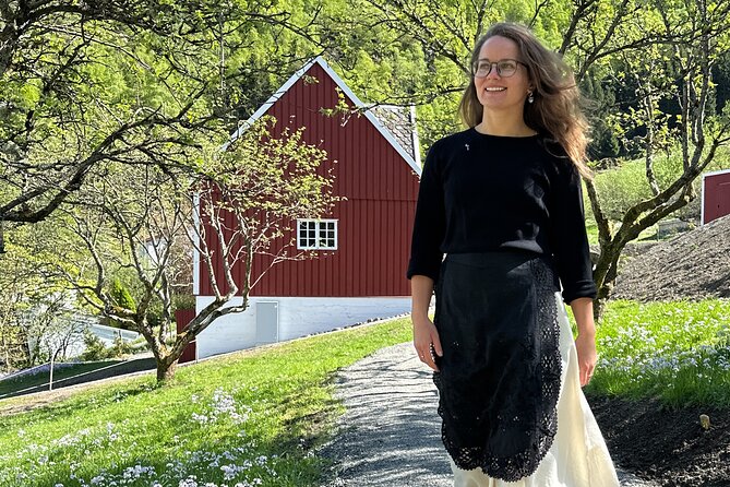 Taste of the Fjord Guided Food Tasting Experience in Flåm - The Food: Three Courses and a Local Sweet Finish