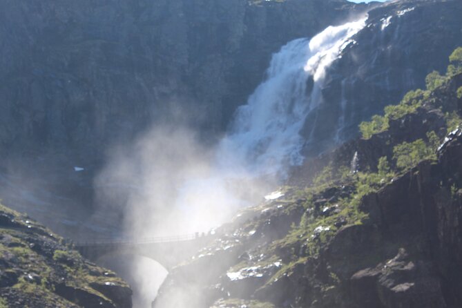 Trollstigen 100% Highlights Fjord to Troll 10 stops 16 seats max - Øvstestølen brings you close to an old mountain farm