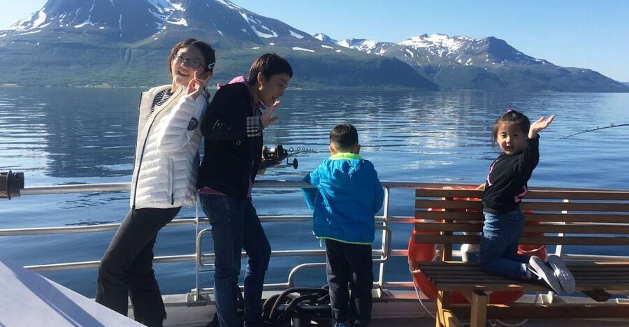 Tromsø: Arctic Fjord Cruise & Fishing Experience - The boat, the cold, and your comfort