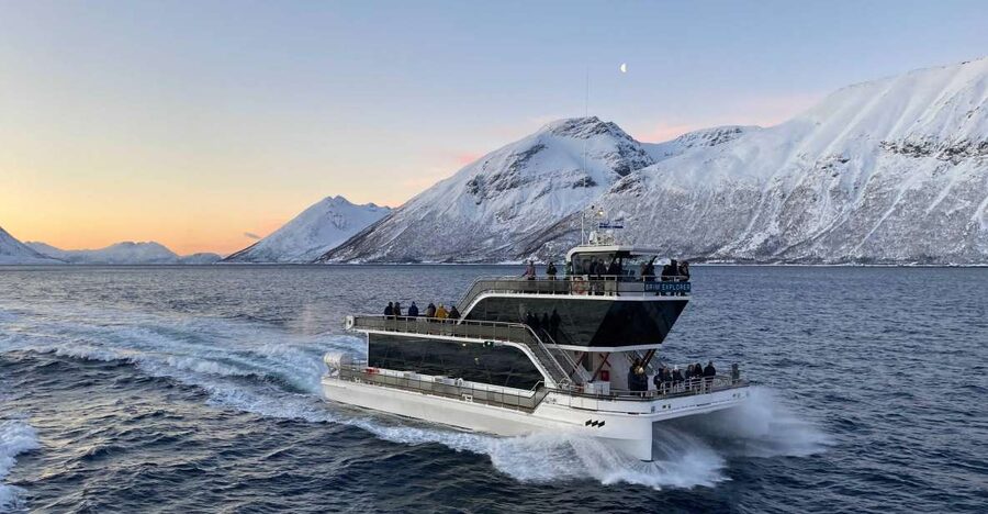 Tromsø: Arctic Fjord Cruise With Stop On Land At Fish Racks - The fish-farm and fish-rack stop at Rya