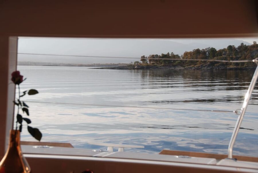Tromsø: Fjord and Islands Luxury Catamaran Cruise - The Arctic Princess gives you choices