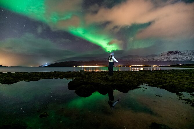 Tromsø Fjordland Aurora Chase Northern Lights by the Arctic Sea - Kaldfjord, Ersfjord, and Balsfjord after dark
