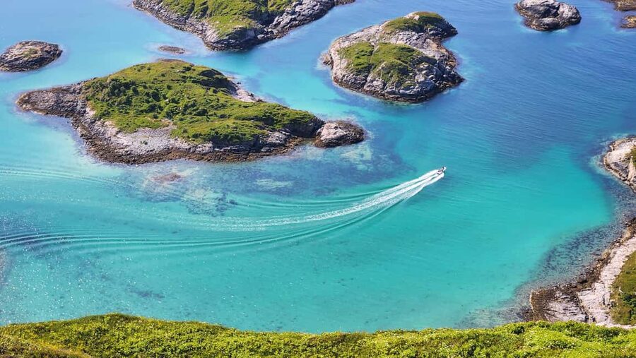 Tromsø: Sommaroy Fjord Tour with Lunch Option - Booking details worth knowing