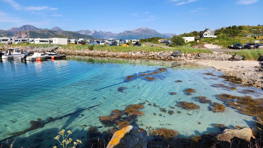 Tromsø: Sommaroy Fjord Tour with Lunch Option - Minibus comfort and group size