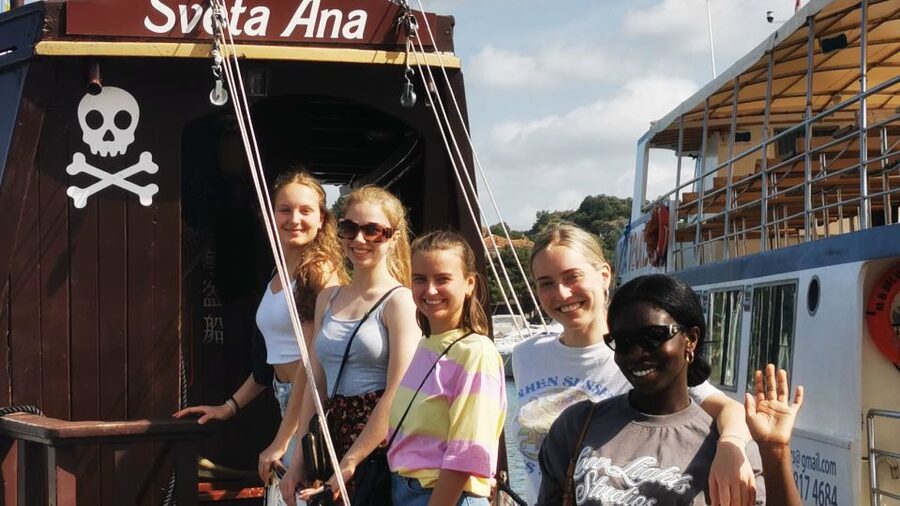Vrsar: Lim Fjord Boat Tour with Swimming near Pirate's Cave - The 50-minute stop at Pirates Cave